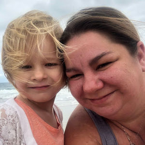 Meet your Posher, Andrea